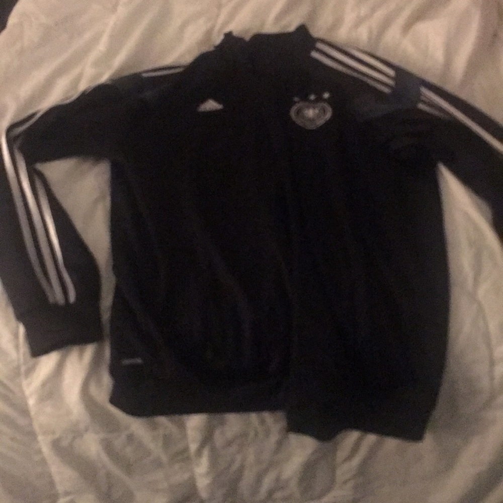 Adidas sweater